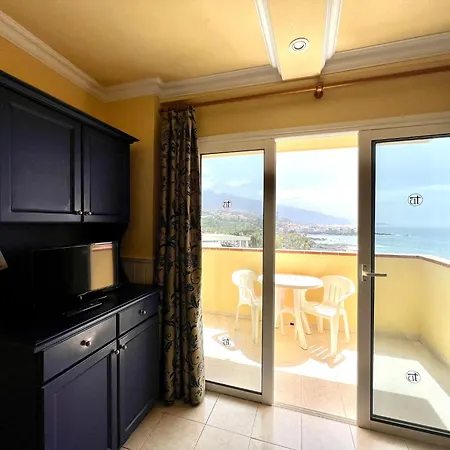 One Bedroom With Spectacular Views With Atlantic Ocean