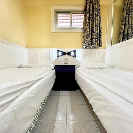 One Bedroom With Spectacular Views With Atlantic Ocean